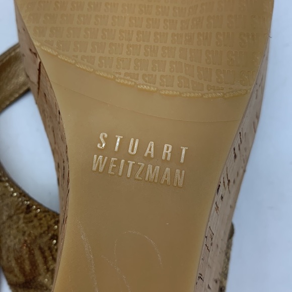 Stuart Weitzman gold wedge thong sandals size 7 MCW4035B - Picture 10 of 10